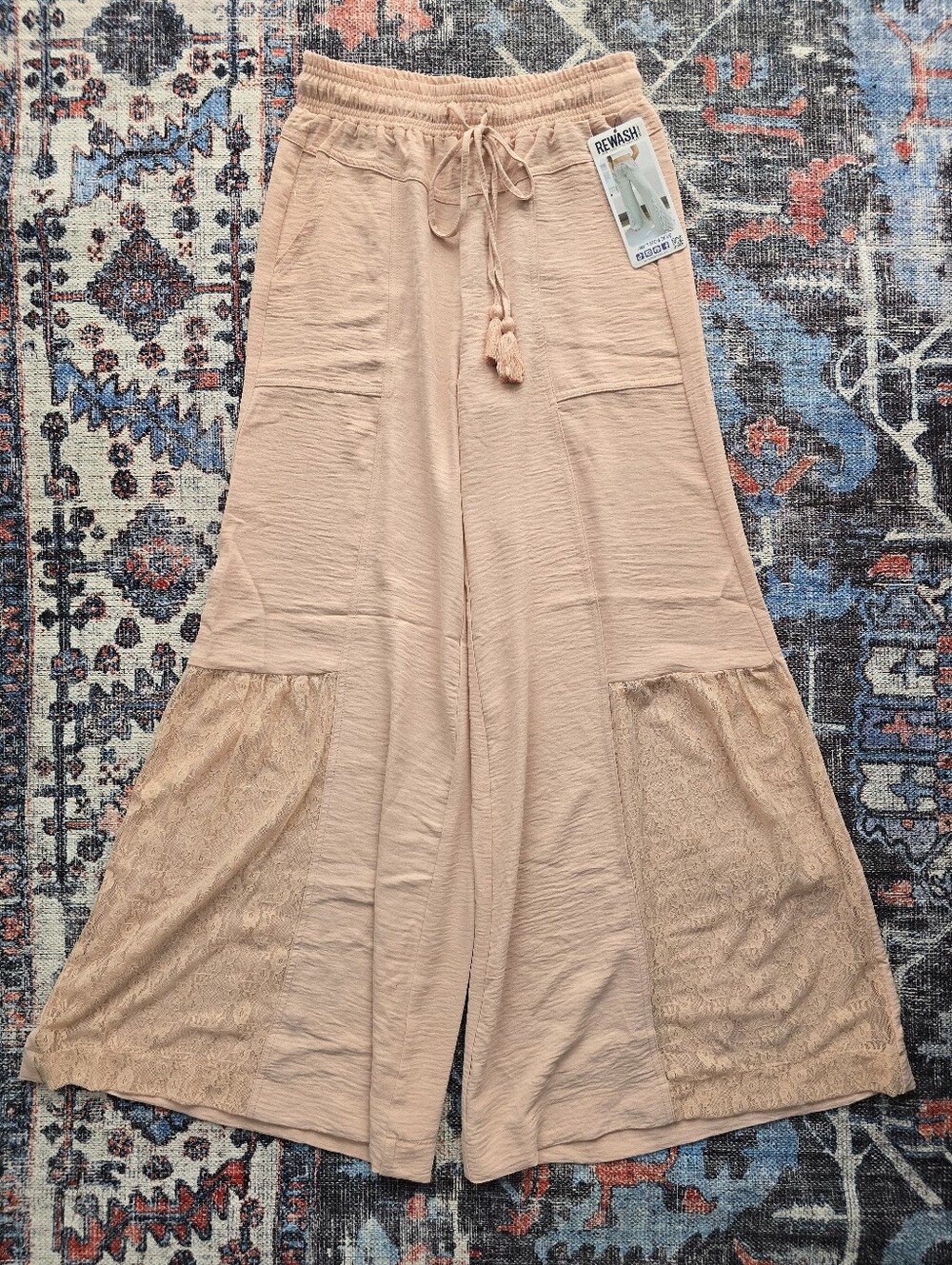 NWT Lace Tiered Wide Leg Pants